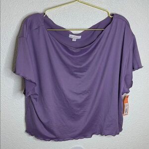 NWT- Colsie- Purple Women's Top with lettuce hem- Size XL